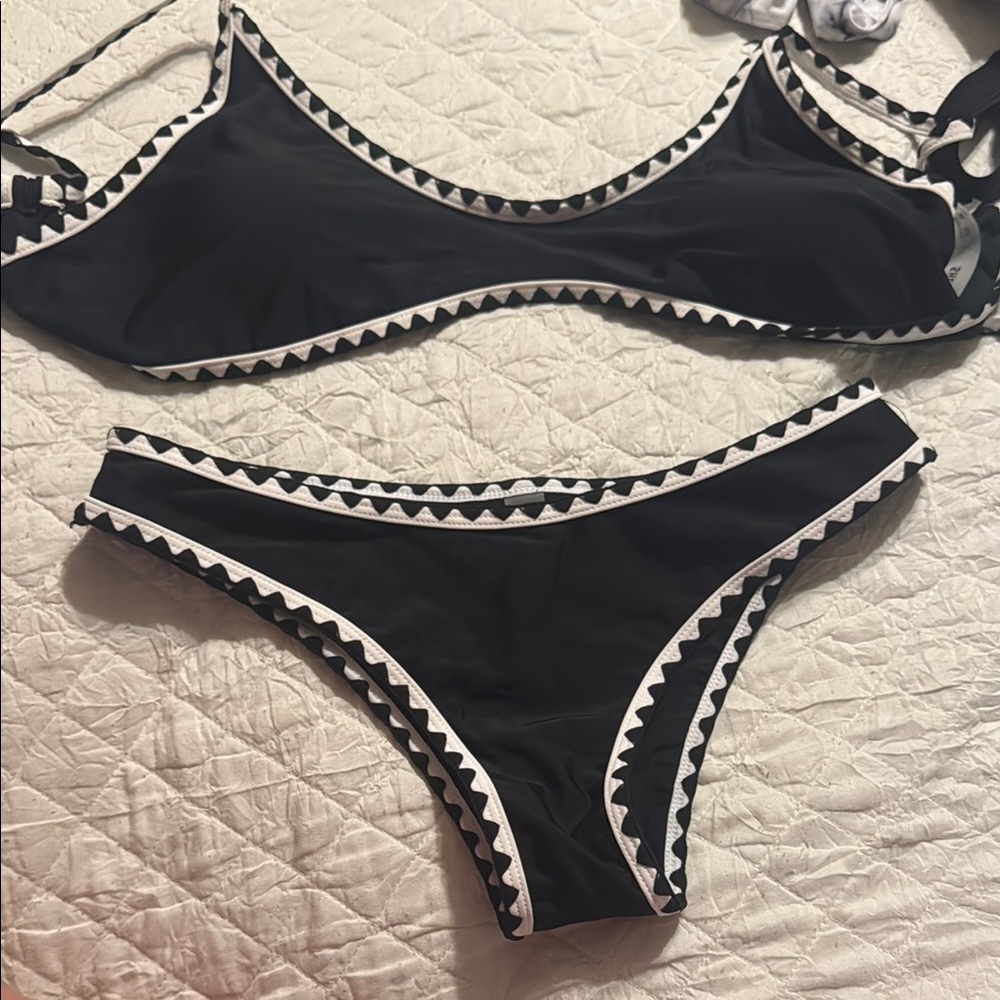 SHEIN Black and White Bikini Set